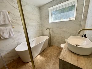 Bathroom- click for photo gallery